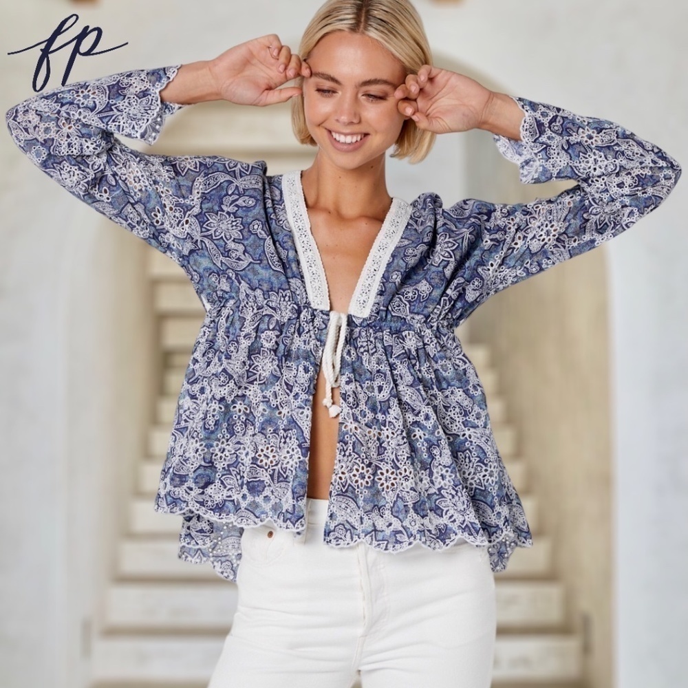 FREE PEOPLE NWT Anissa Floral-Print Eyelet/Embroidered Tie-Front Bed Jacket/Lg - Picture 3 of 14